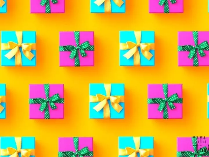 25 Inexpensive Holiday Gifts for Students