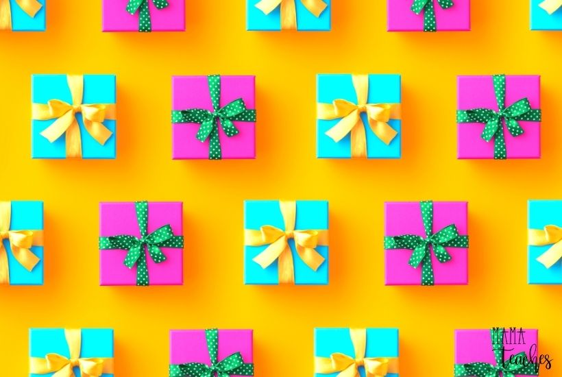 25 Inexpensive Holiday Gifts for Students