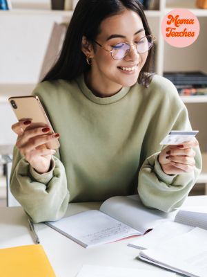 How to Build Credit as a College Student